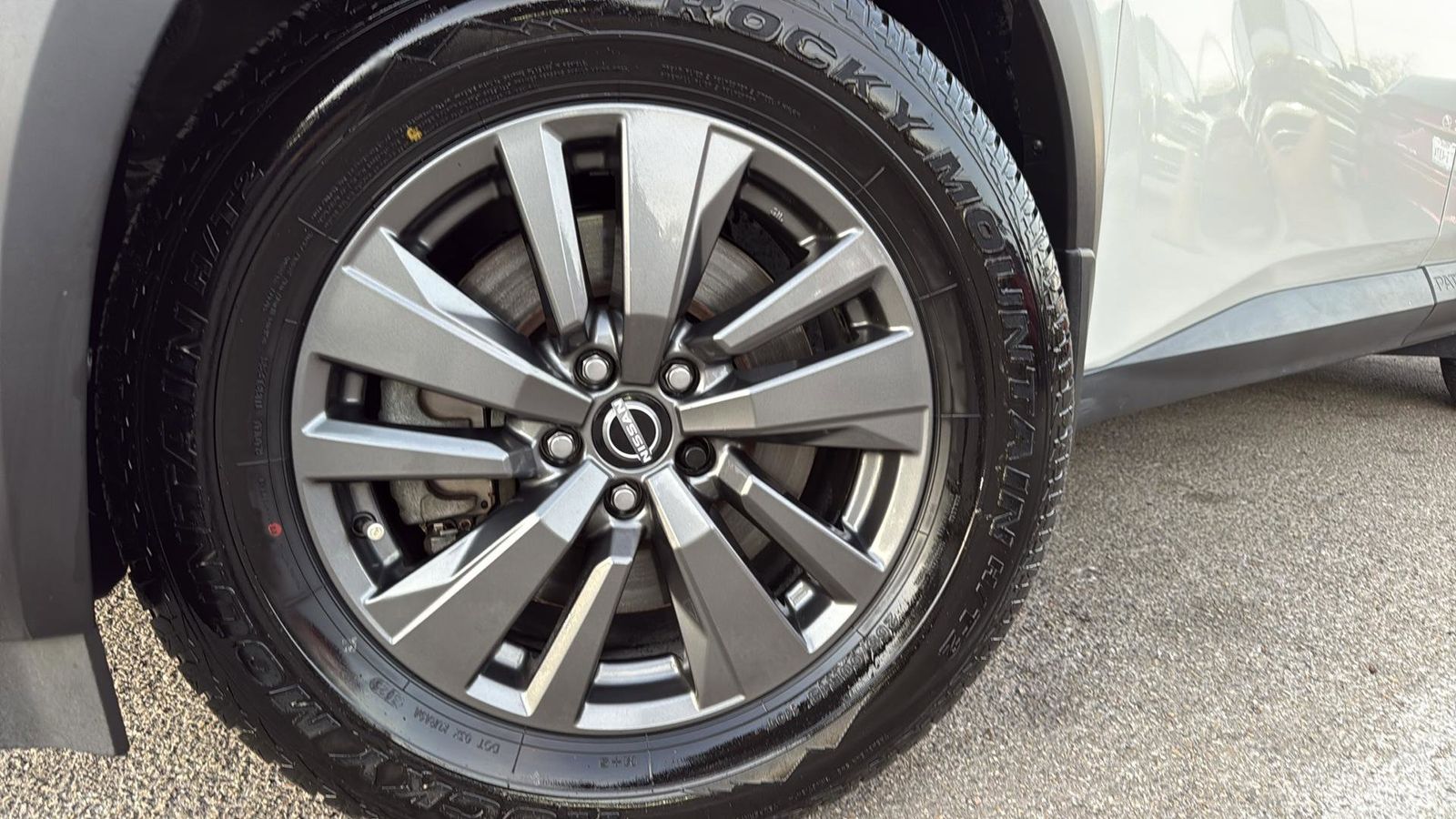 Used Car 2022 Nissan Pathfinder  Sv For Sale Under $25,000 In Austin, Texas