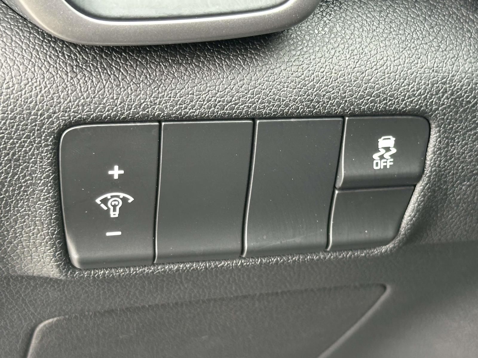 Used 2017 Blue Kia LX image 19