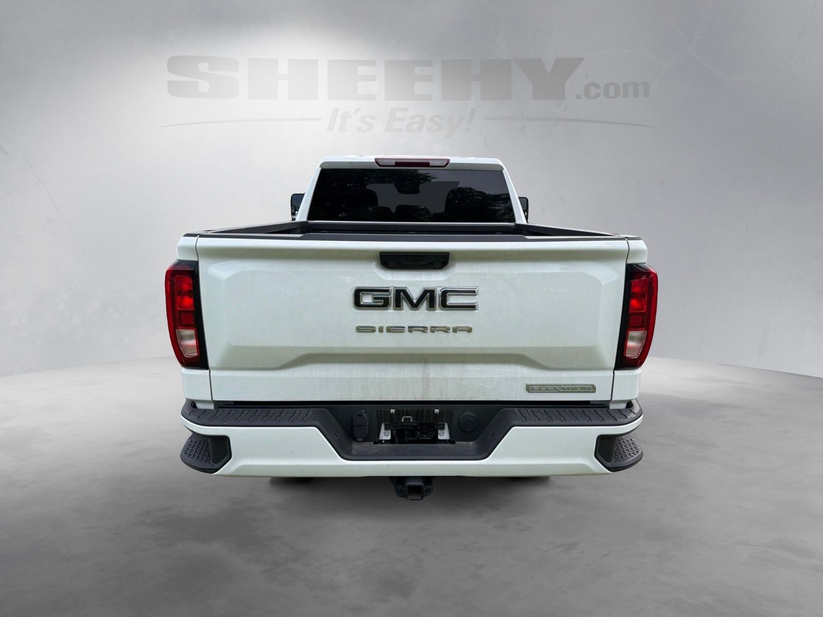 Used 2025 Summit White GMC Elevation image 11