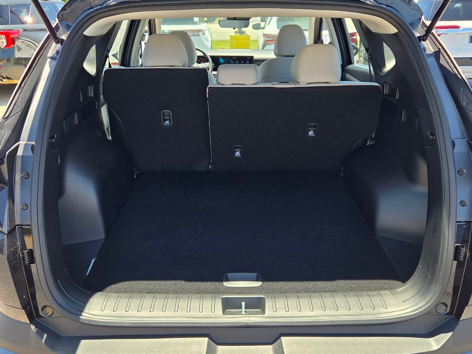 New 2026 Black Hyundai SE image 12