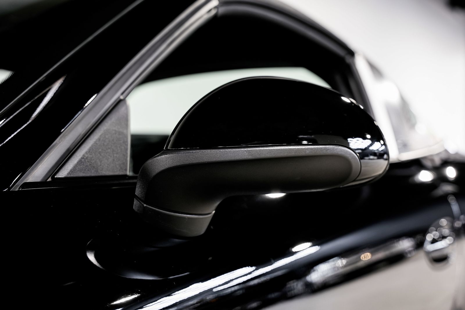 2015 Porsche 911 Targa 4S — photo 32