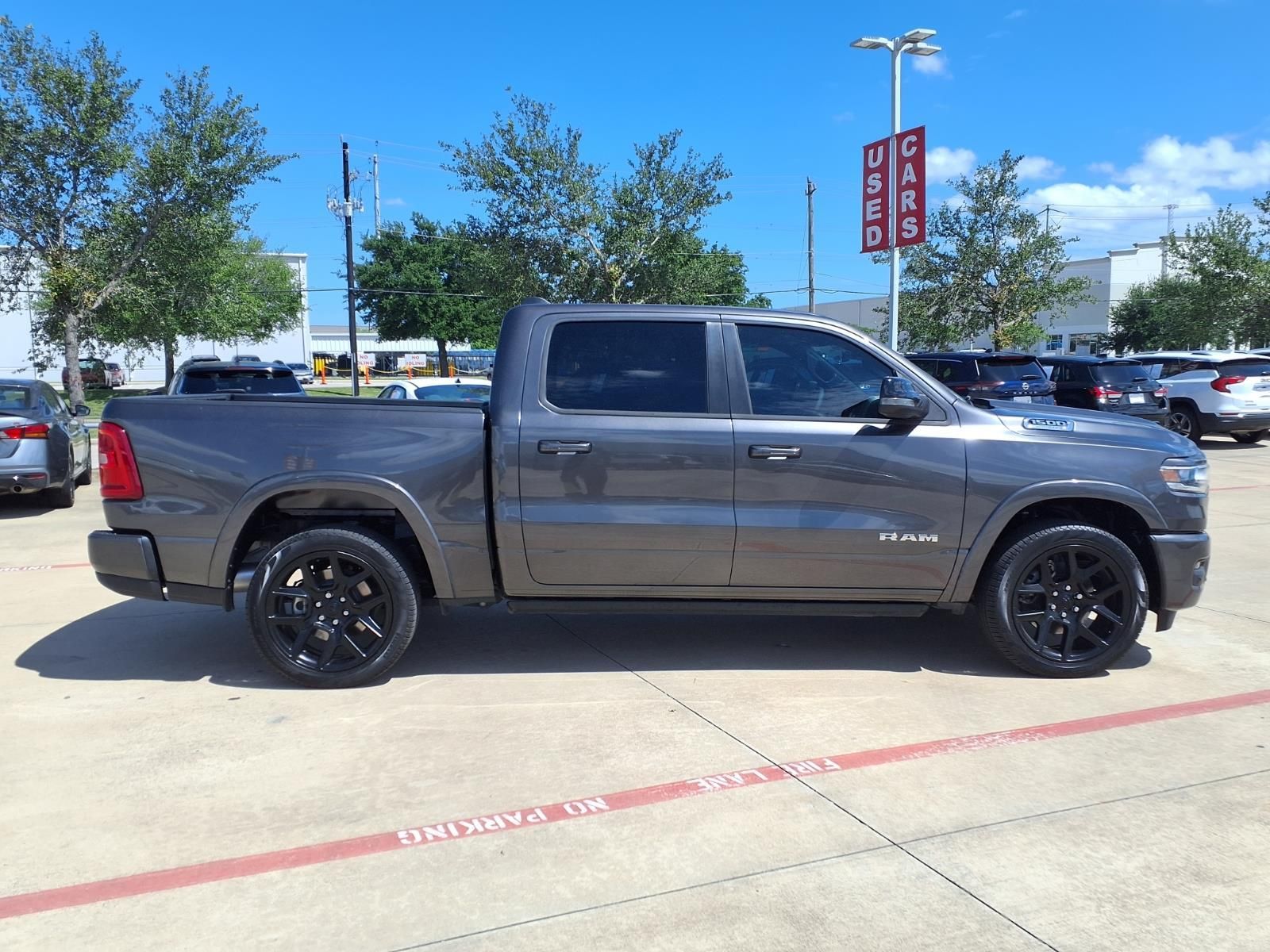2026 Ram 1500 Laramie - 3