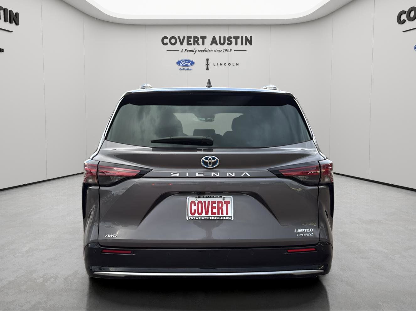 Used Car 2024 Toyota Sienna  Limited For Sale Under $60,000 In Austin, Texas