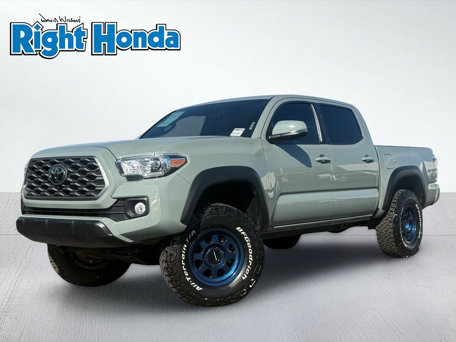 Lunar 2023 Toyota Tacoma Pickup Truck Four-Wheel Drive 6-Speed Automatic