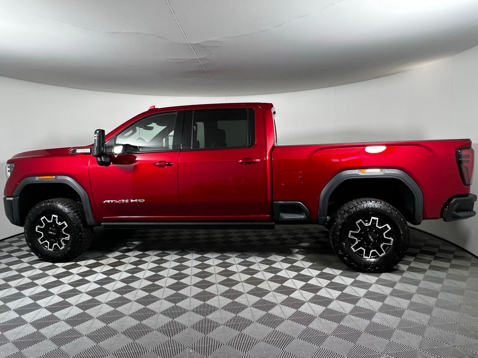 Thumbnail: 2025 GMC Sierra 2500 - 6