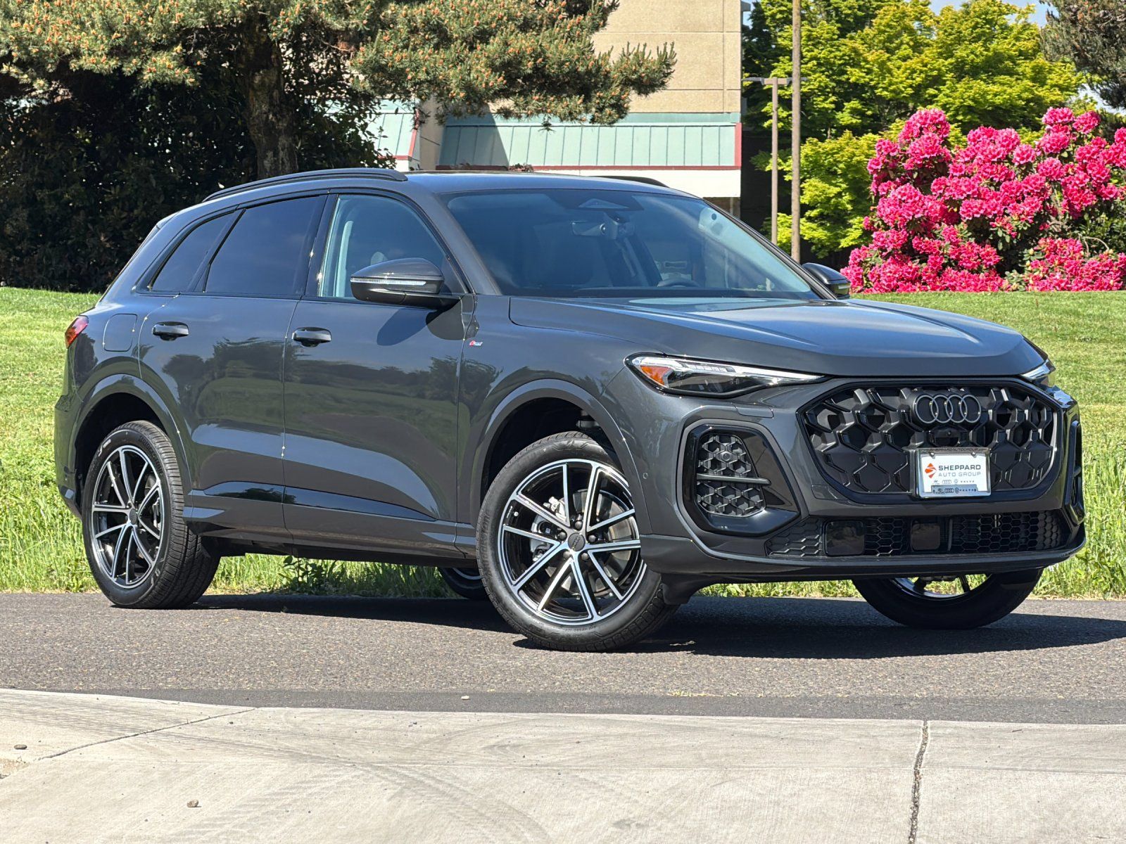 2026 Audi Q5 Premium Plus quattro's photo