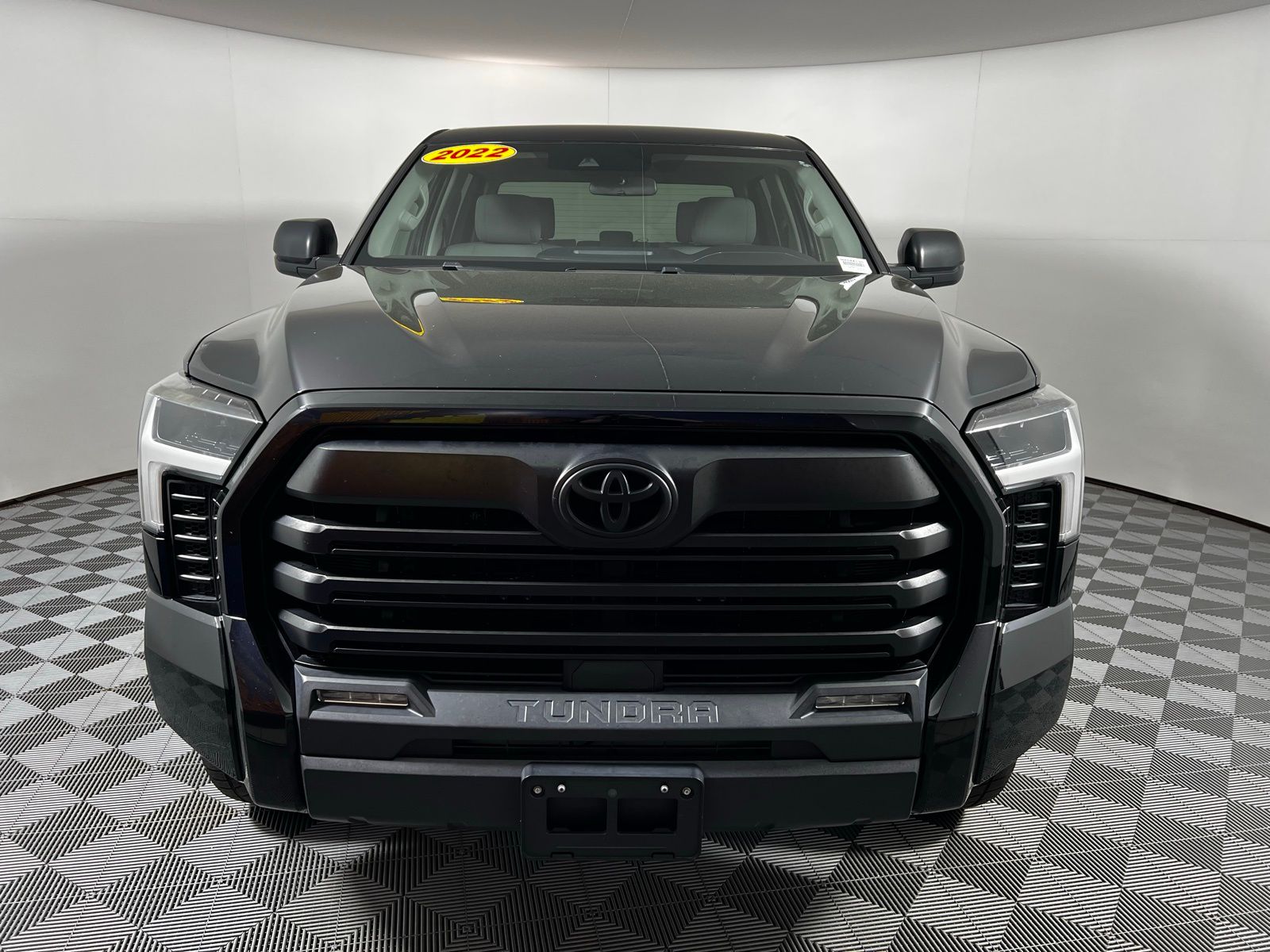 Thumbnail: 2022 Toyota Tundra - 2