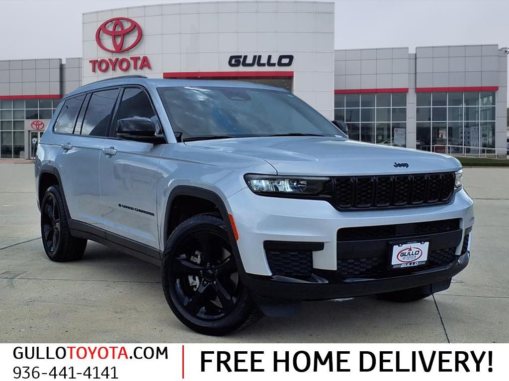 2023 Jeep Grand Cherokee L Altitude Silver at Bayshore Chrysler Jeep Dodge Ram