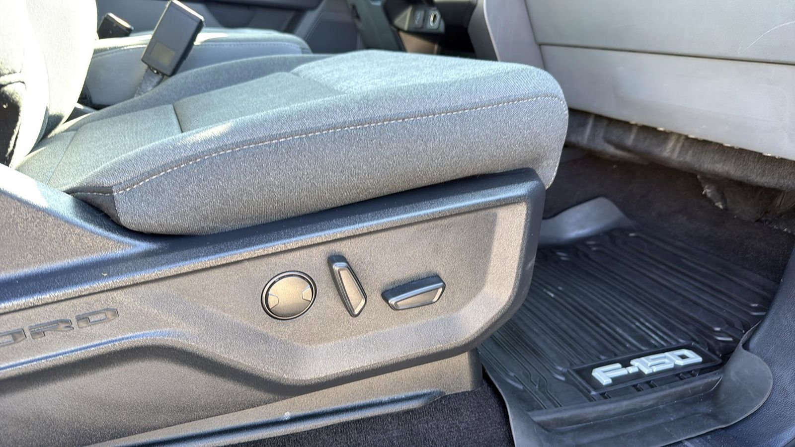 Used Car 2022 Ford F-150  Xlt For Sale Under $50,000 In Austin, Texas