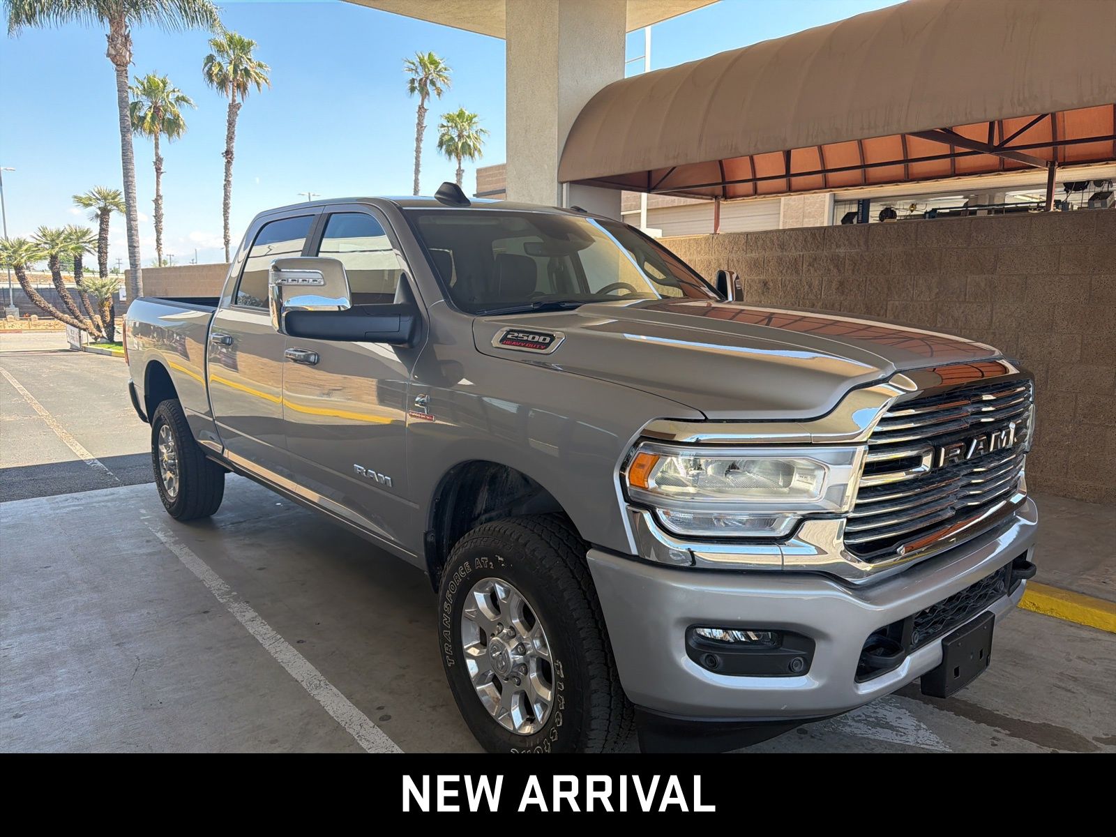 Billet Silver Metallic Clearcoat 2024 RAM 2500 Laramie Crew Cab 4WD Pickup Truck Four-Wheel Drive 6-Speed Automatic