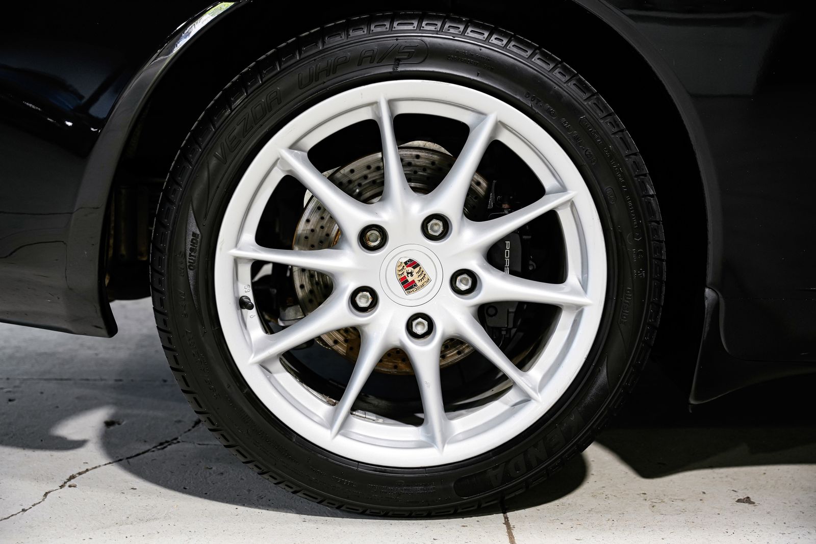 2004 Porsche 911 Carrera — photo 44