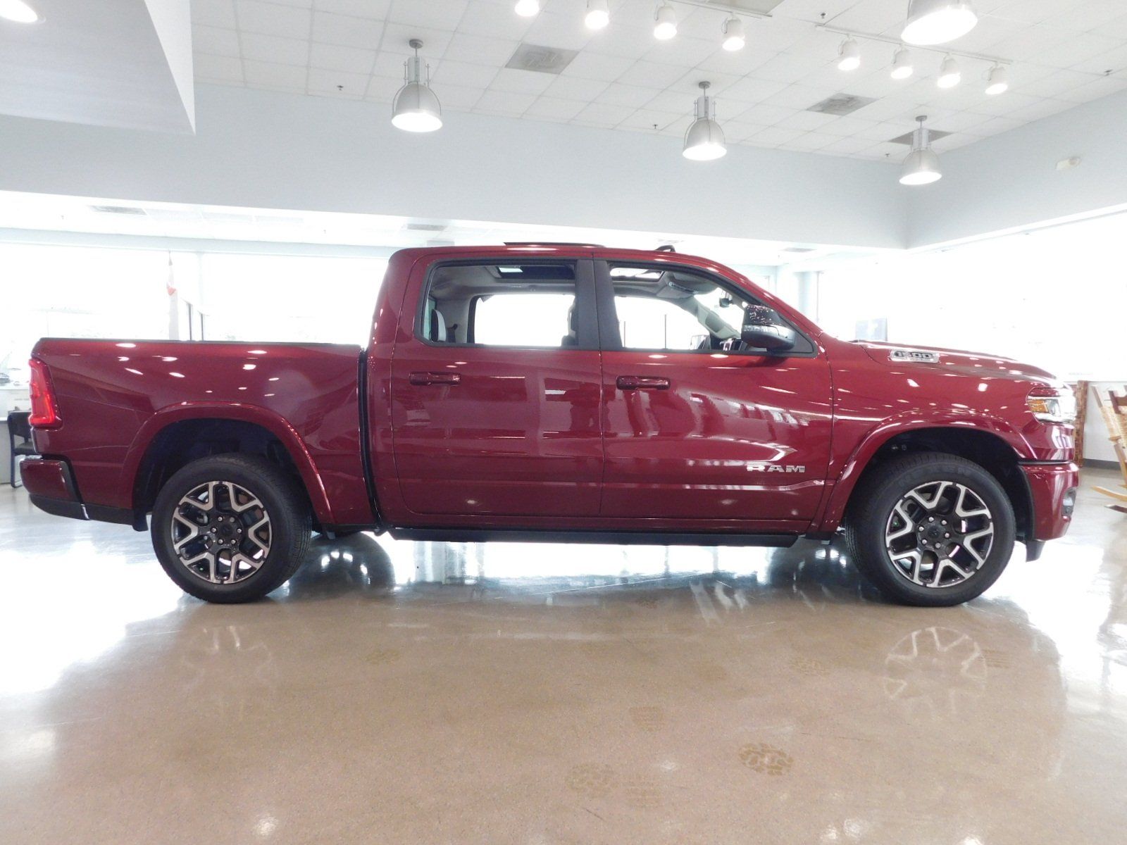 2025 Ram 1500 Laramie 29