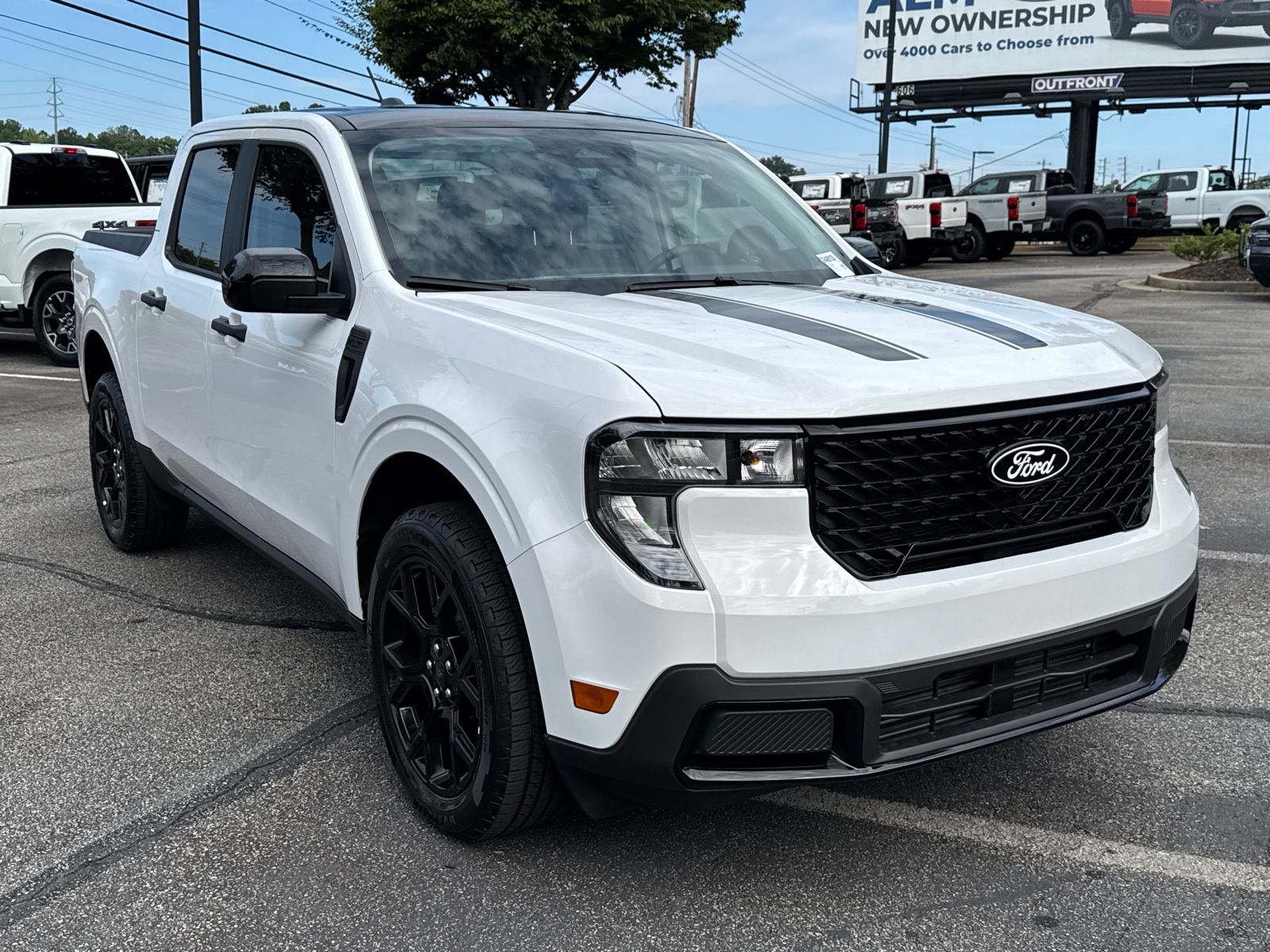 2025 Ford Maverick XLT photo 2