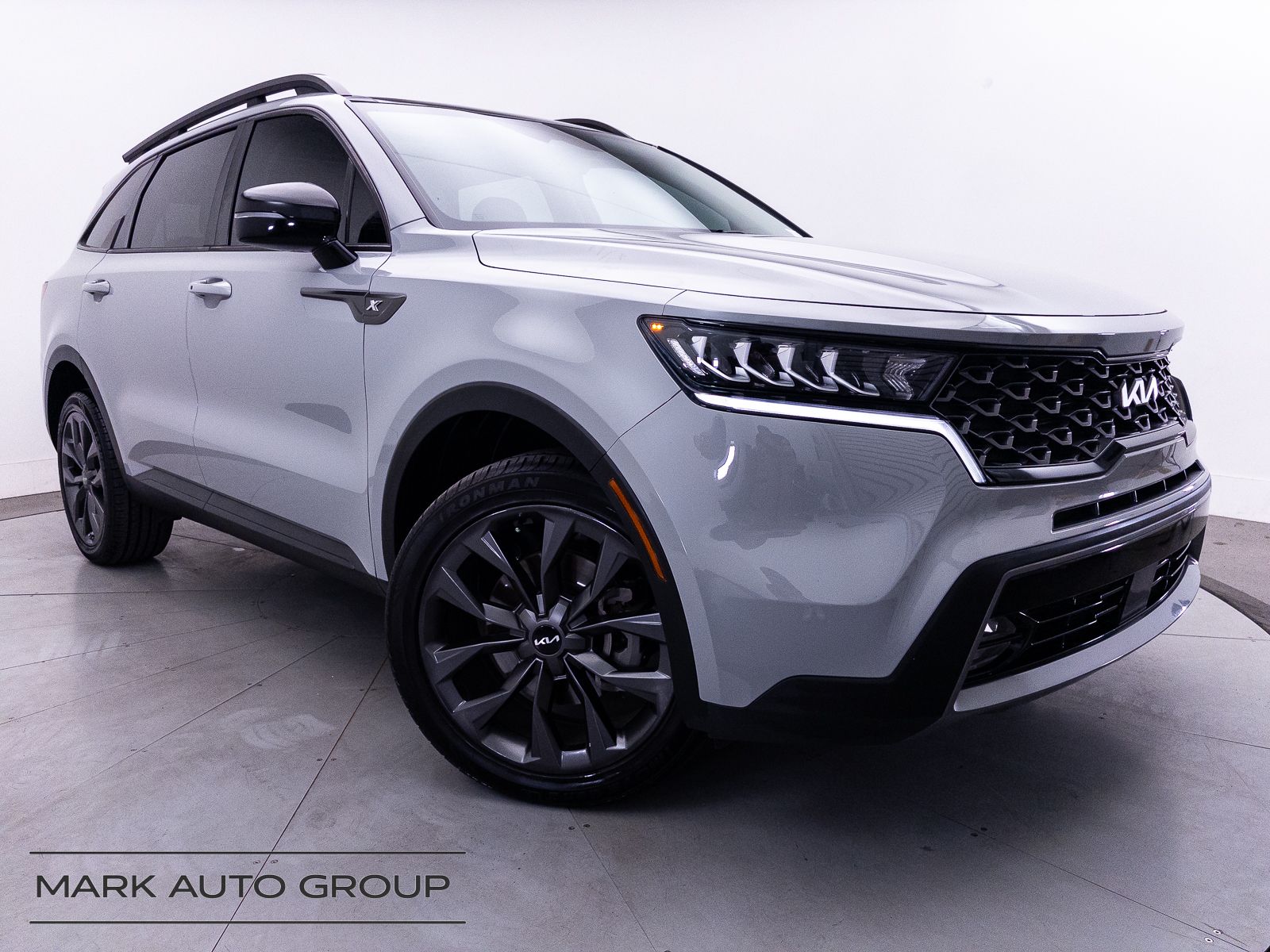 2022 Kia Sorento X-Line EX