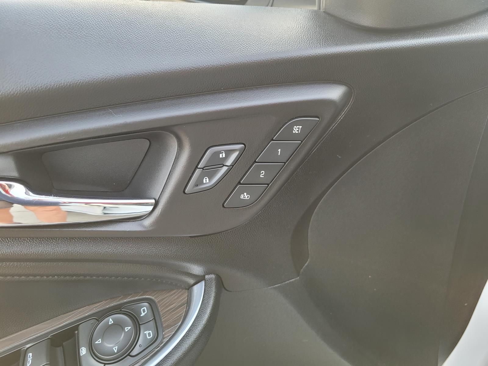 used 2018 Chevrolet Malibu car, priced at $16,900