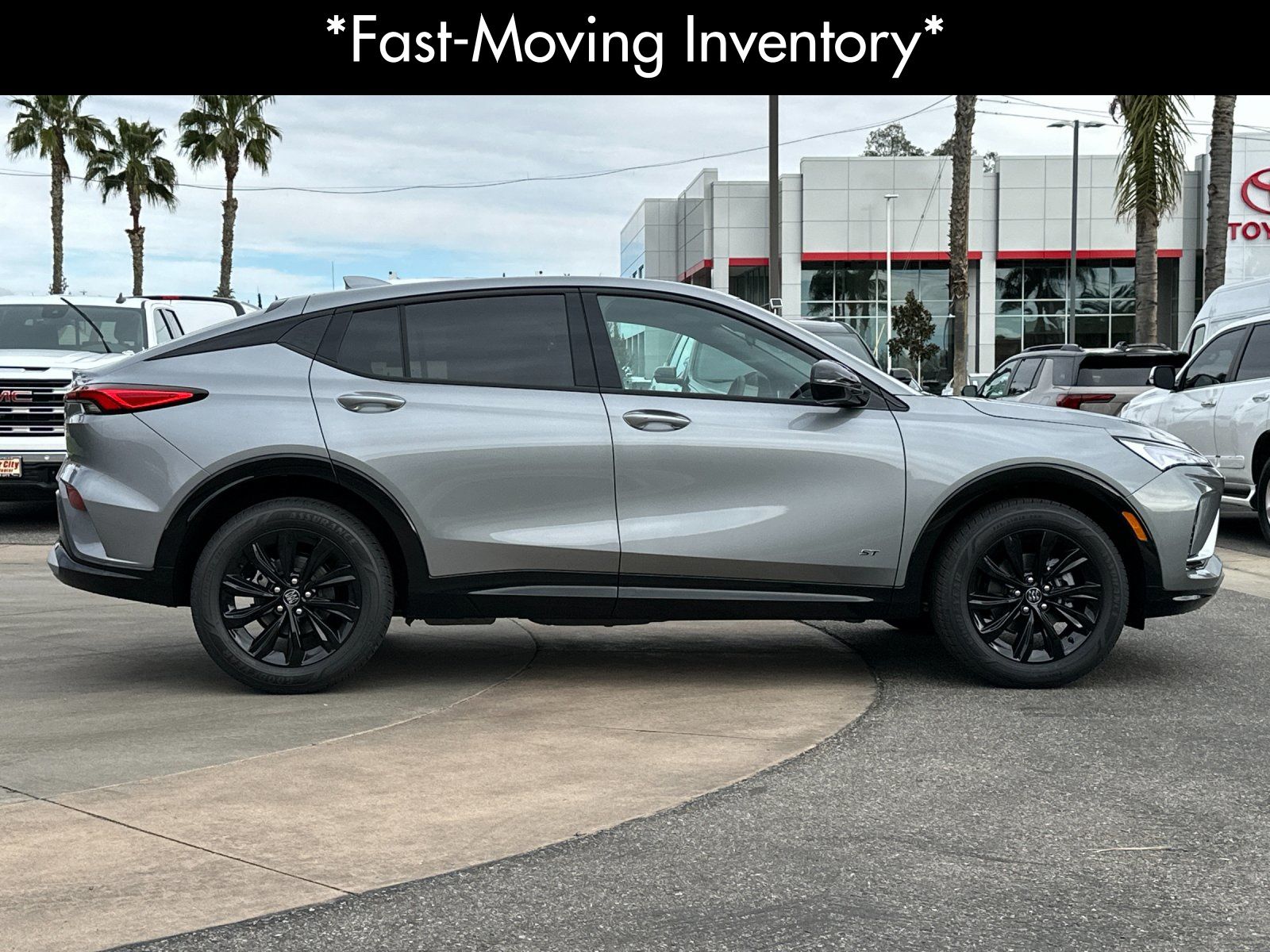 View vehicle photo 3