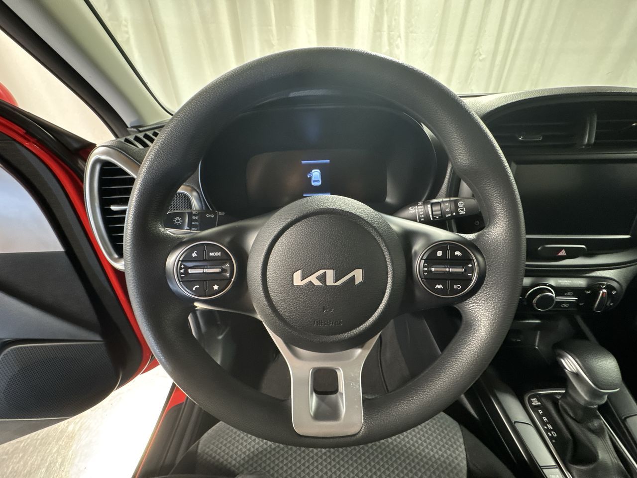 2023 Kia Soul LX photo 22