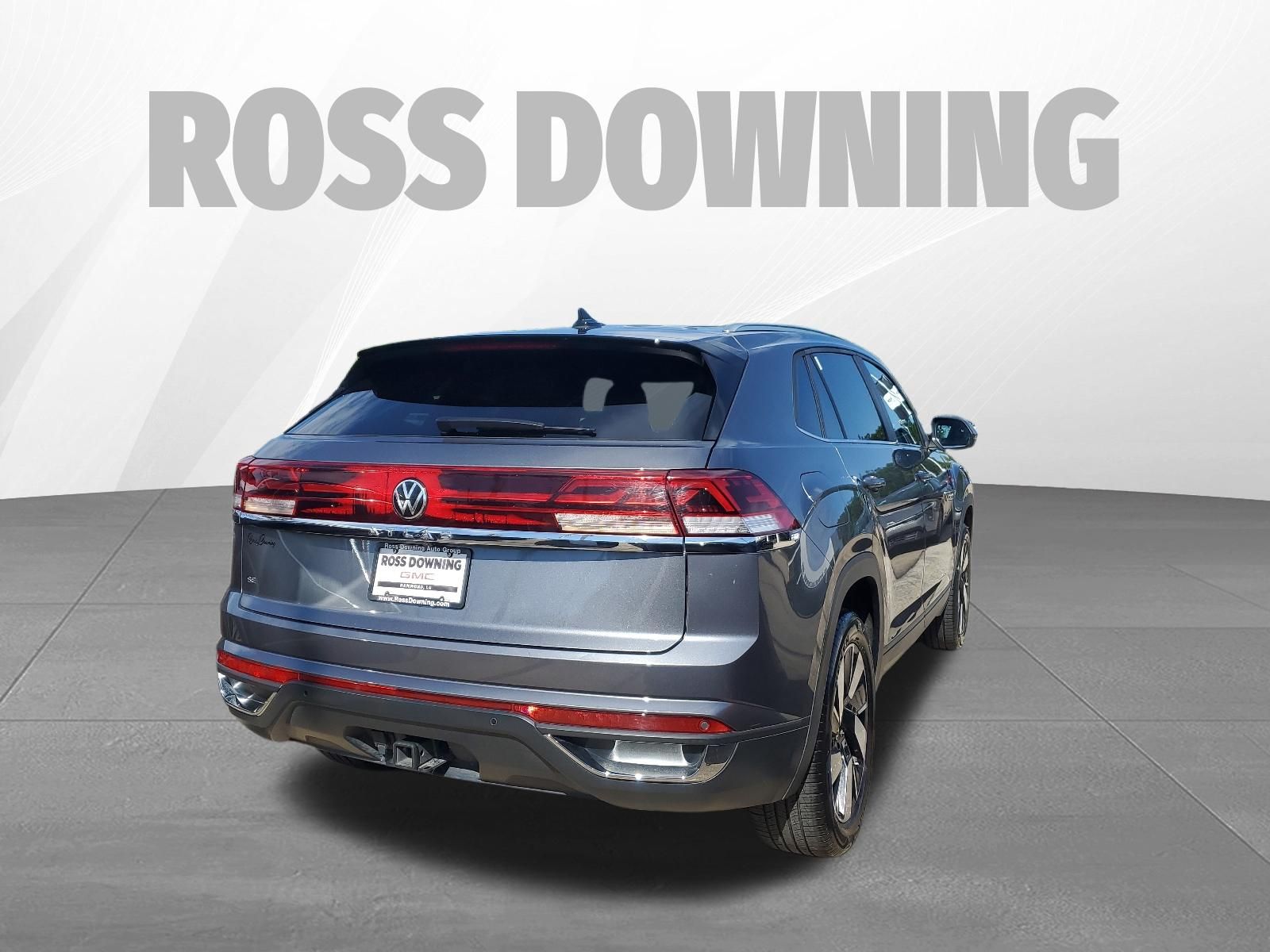 2025 Volkswagen Atlas Cross Sport 2.0T SE w/Technology - 3