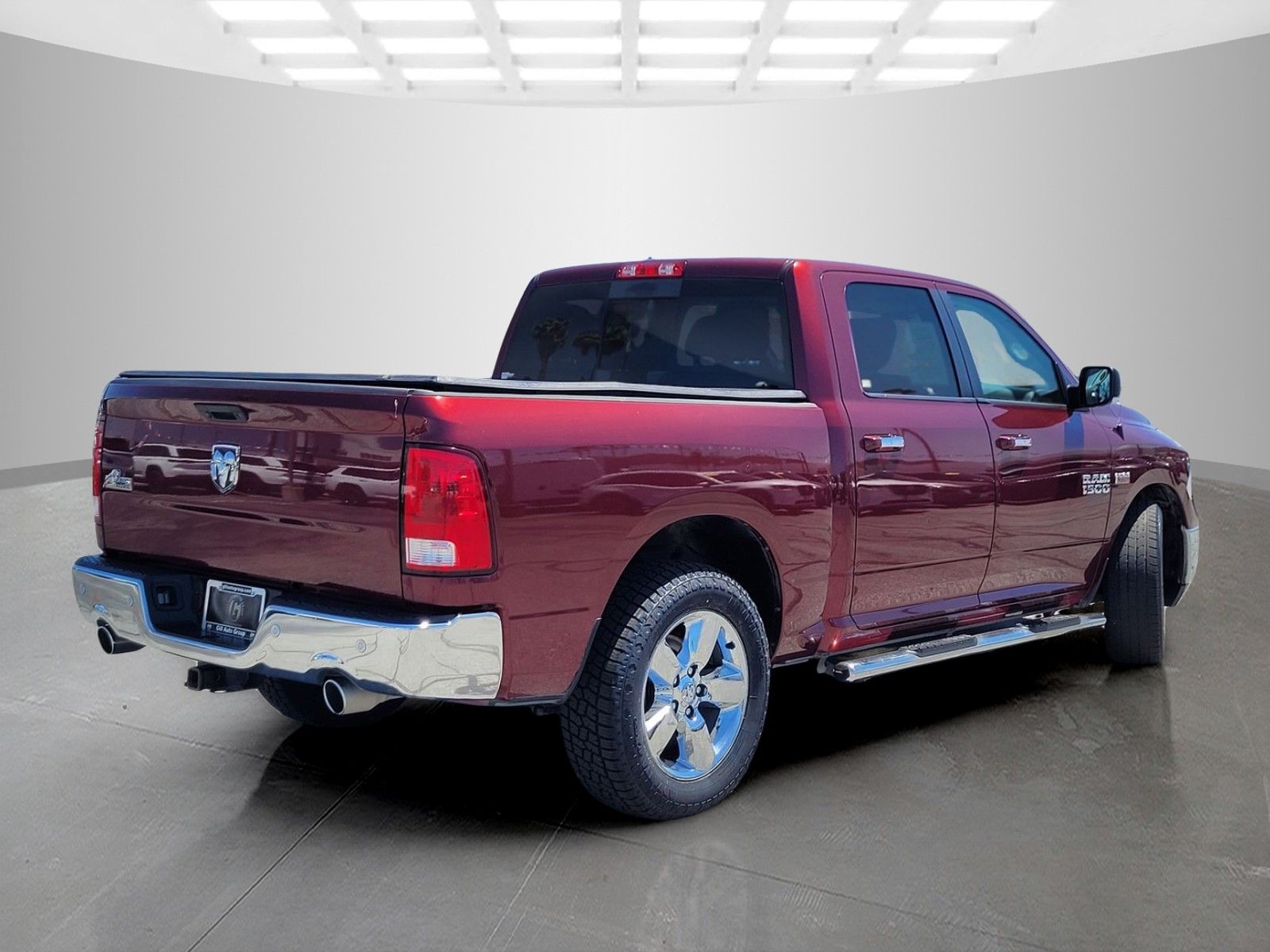 View vehicle photo 4