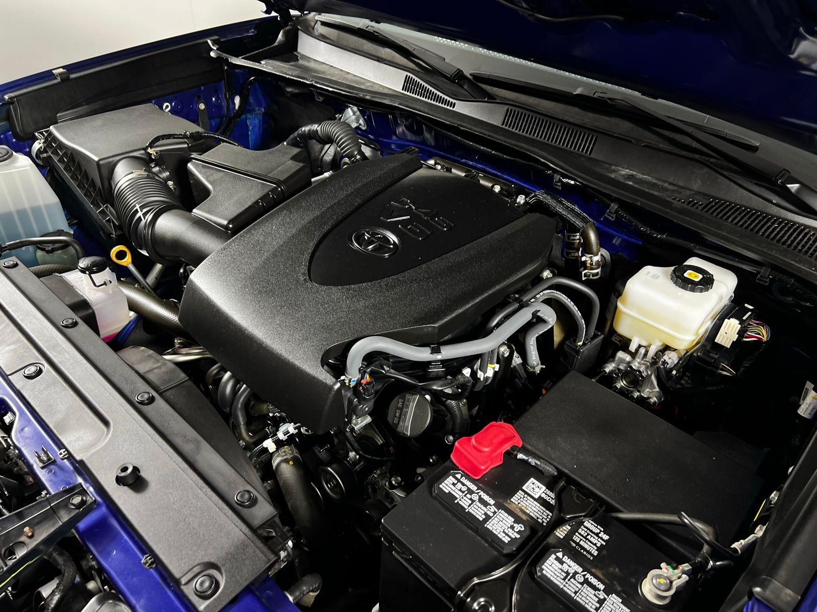 Thumbnail: 2023 Toyota Tacoma - 11