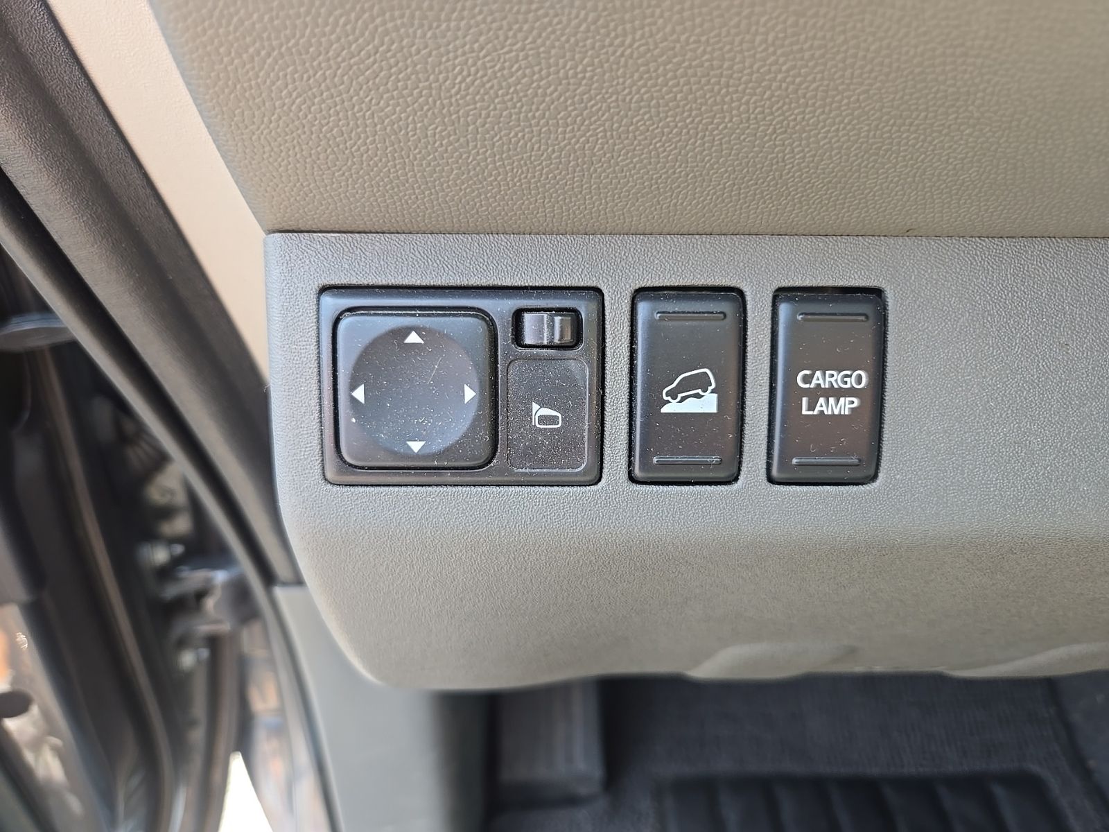 Used 2019 Gray Nissan SV image 21