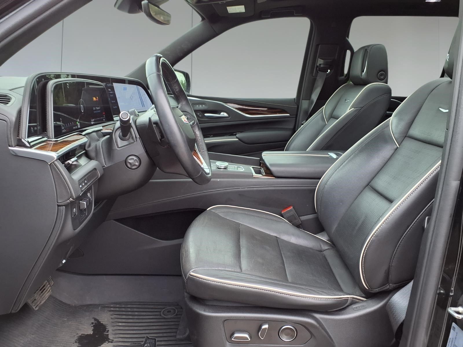 2023 Cadillac Escalade Premium Luxury Black at Central Houston Nissan