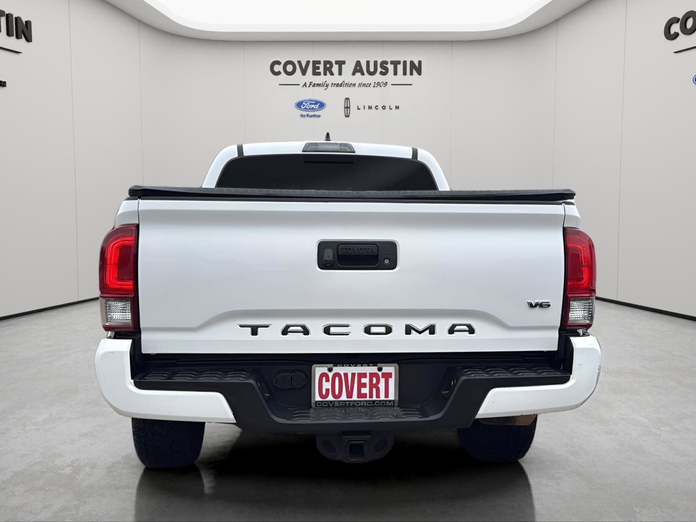 Used Car 2017 Toyota Tacoma  Sr5 For Sale Under $30,000 In Austin, Texas