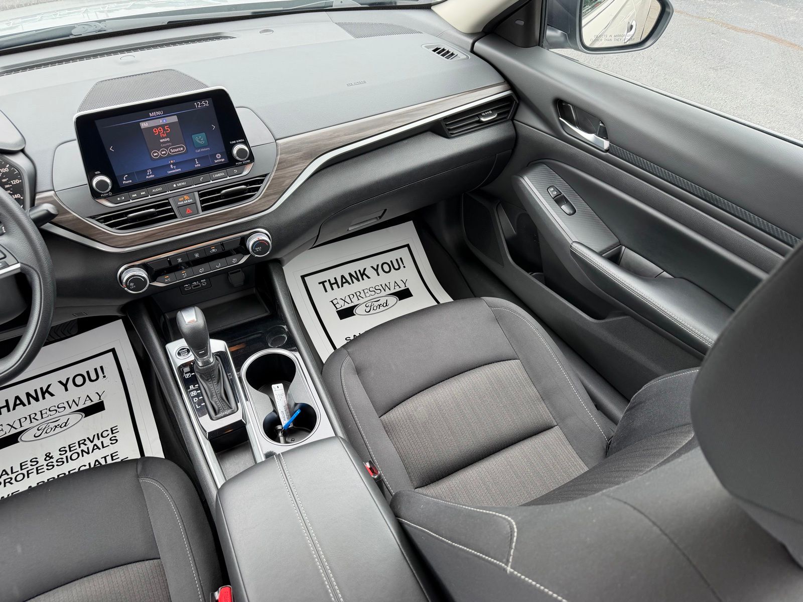 2024 Nissan Altima image 15