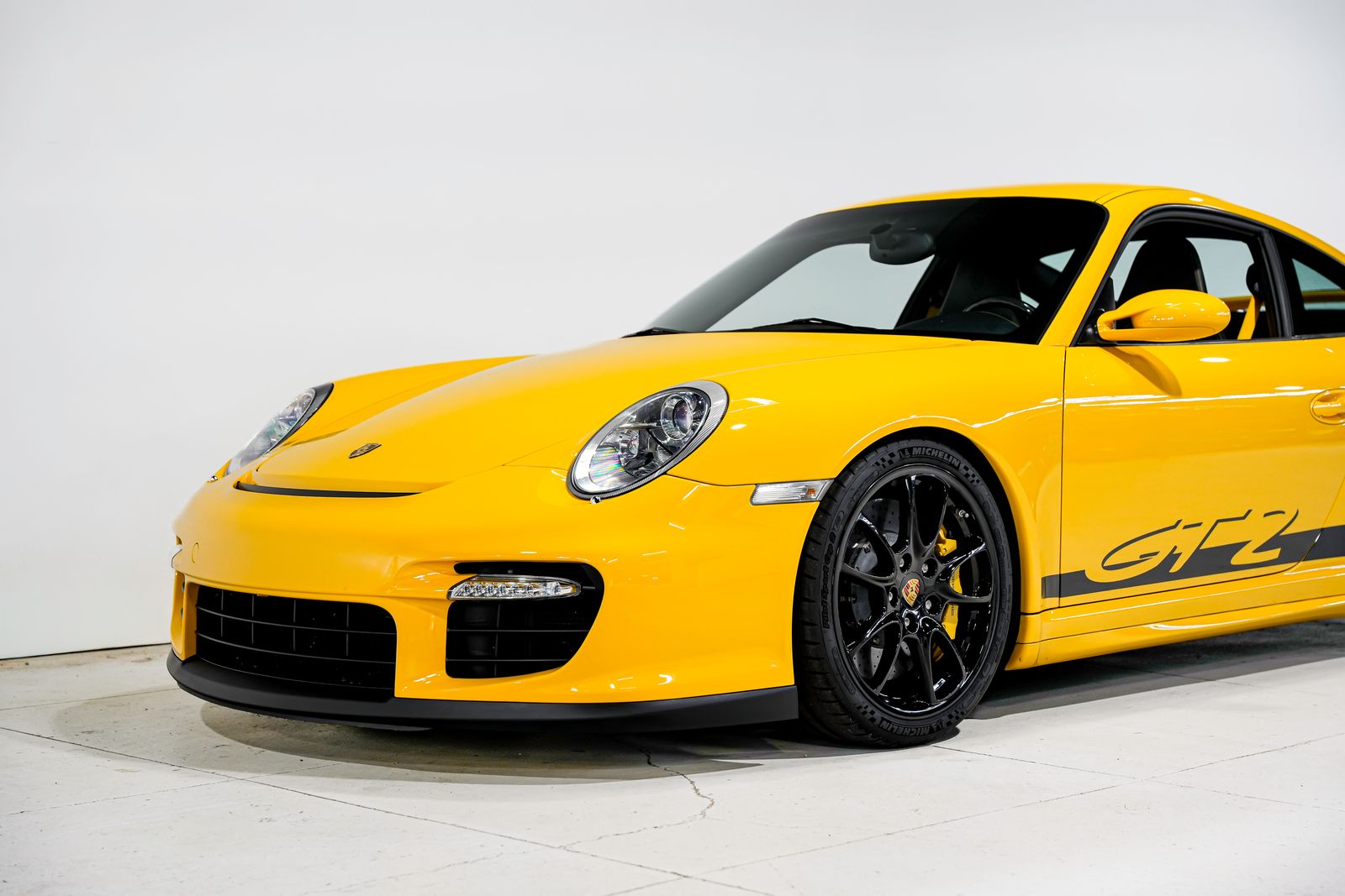2008 Porsche 911 GT2 — photo 22