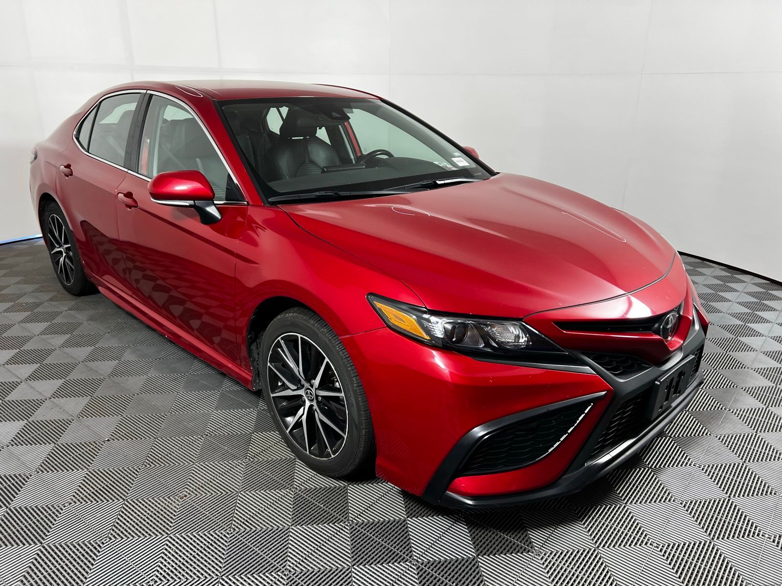 Thumbnail: 2023 Toyota Camry - 3