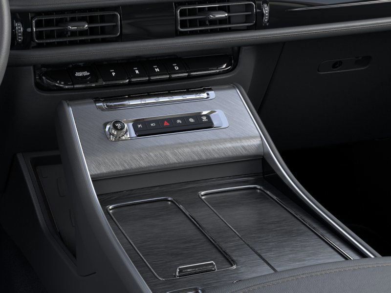 New 2026 White Lincoln Premiere image 15