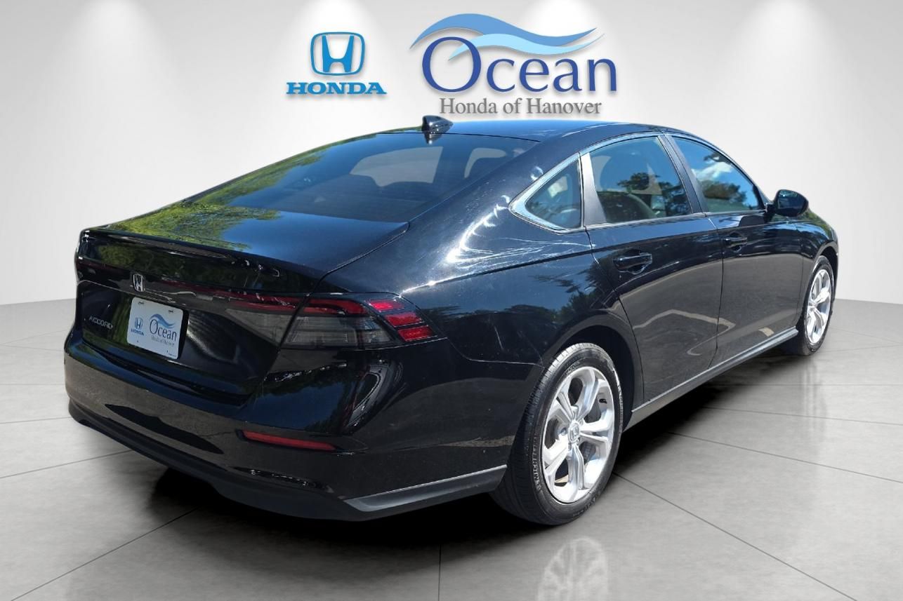 Used 2025 Crystal Black Pearl Honda LX image 3