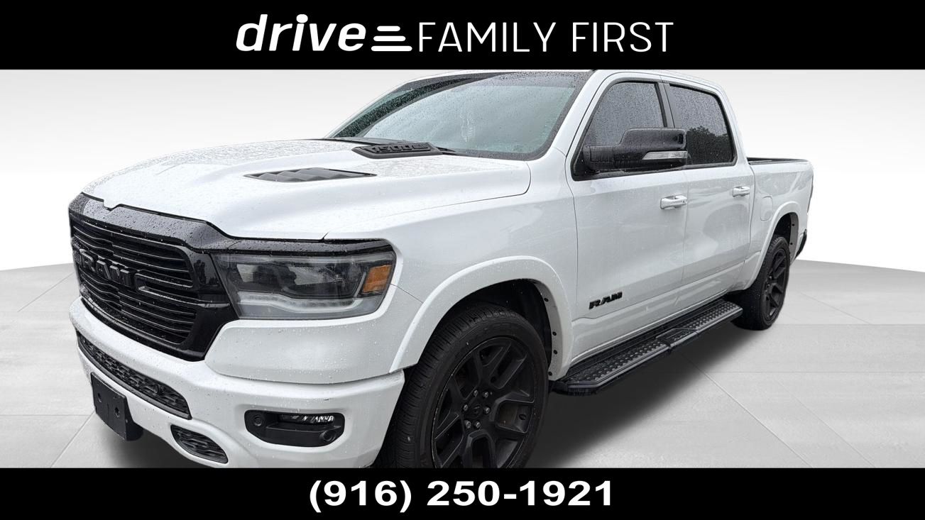 Ivory White Tri-Coat Pearlcoat 2022 RAM 1500 Laramie Crew Cab RWD Pickup Truck 4X2 8-Speed Automatic