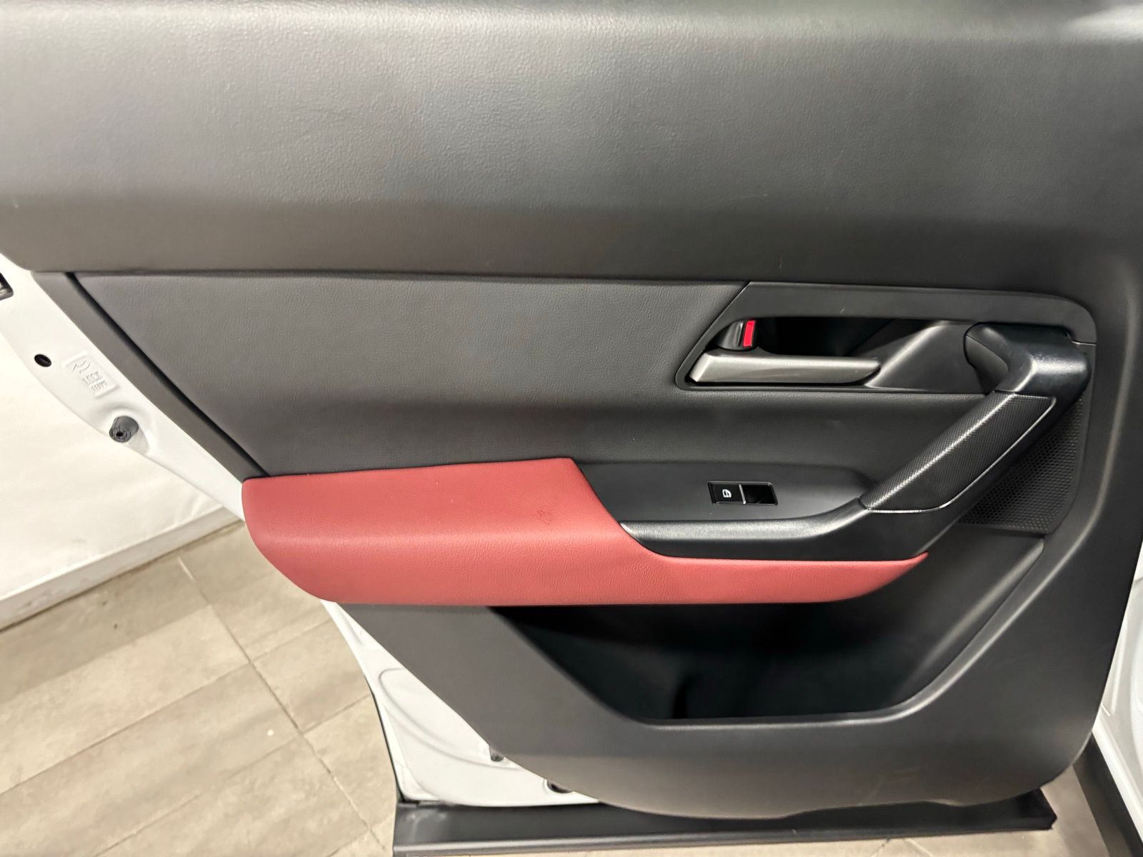 Used Car 2025 Mazda Cx-50 Hybrid  Premium For Sale Under $35,000 In Austin, Texas