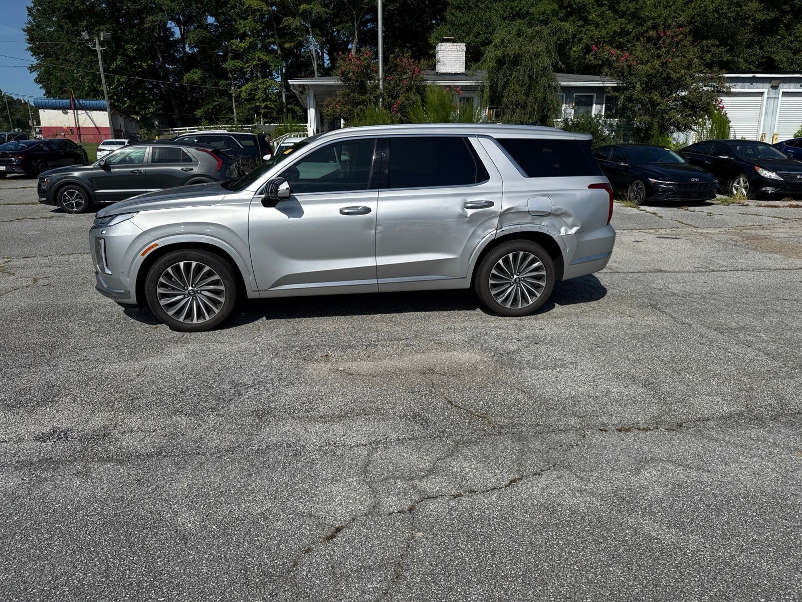 Used 2024 Silver Hyundai Calligraphy image 2
