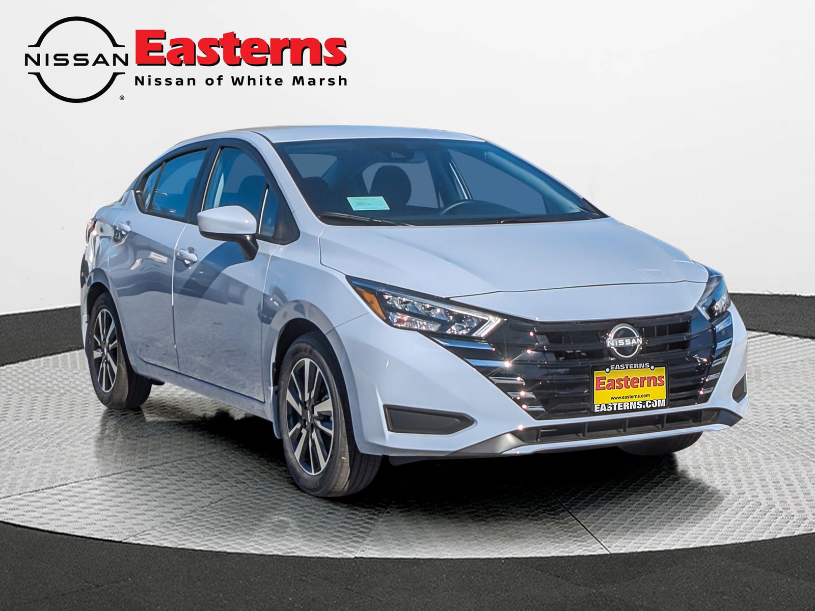 2025 Nissan Versa Sedan SV photo 2