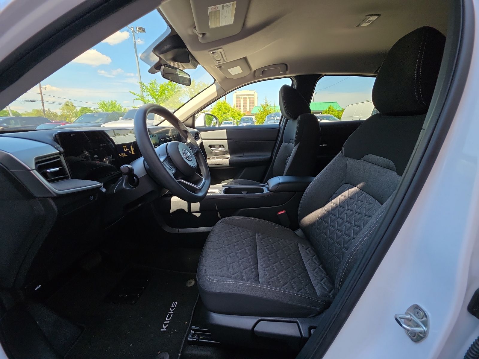 Used 2025 White Nissan SV image 9