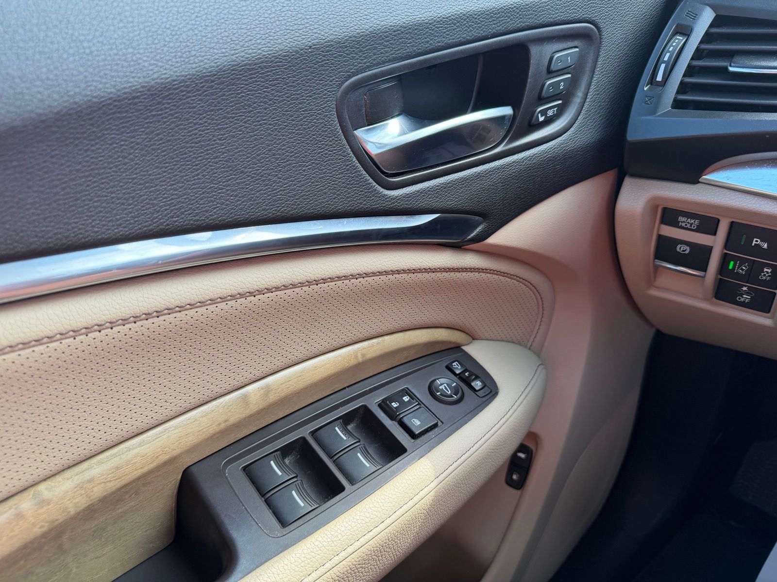 2019 Acura MDX image 28