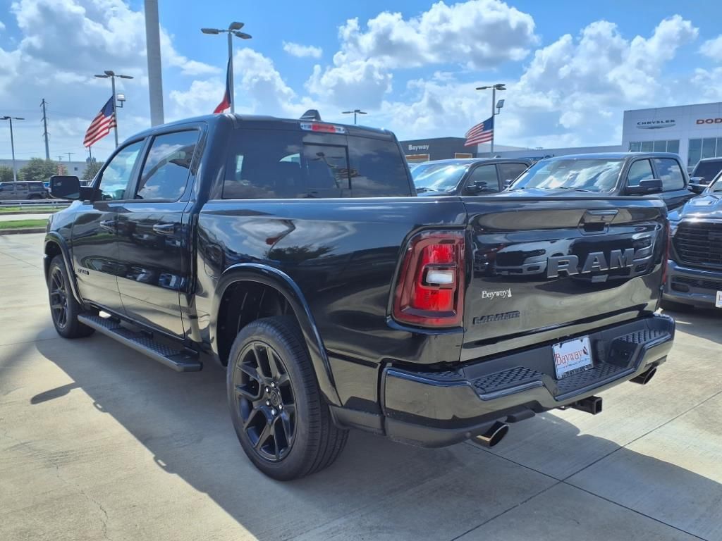 2026 Ram 1500 Laramie - 3