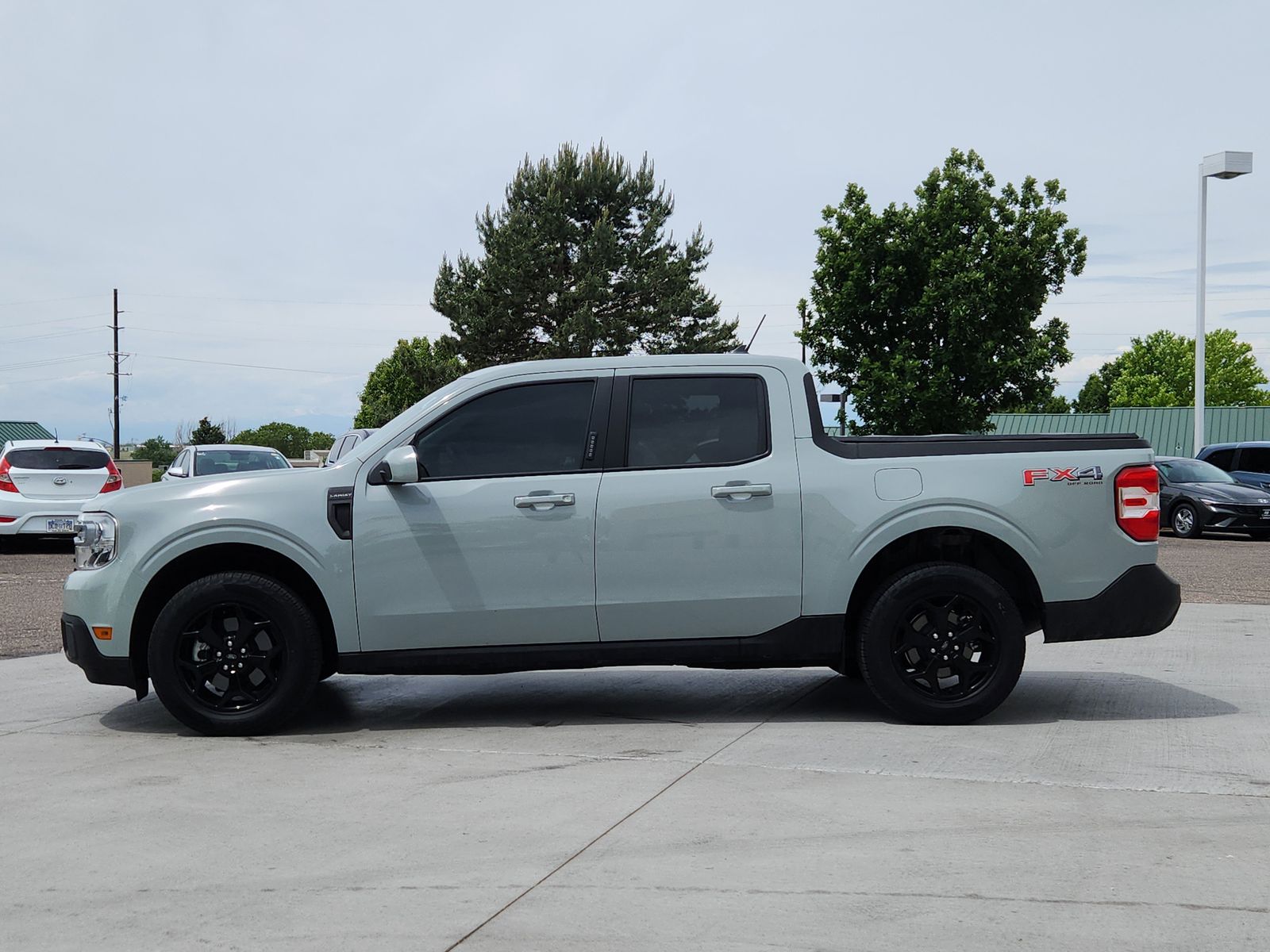 View vehicle photo 2