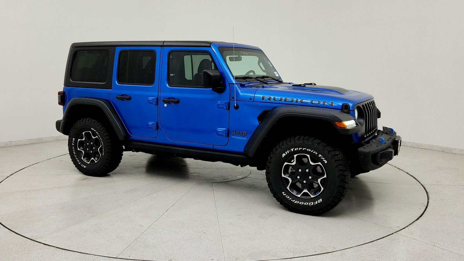 Used 2022 Blue Jeep Unlimited Rubicon 4xe image 9