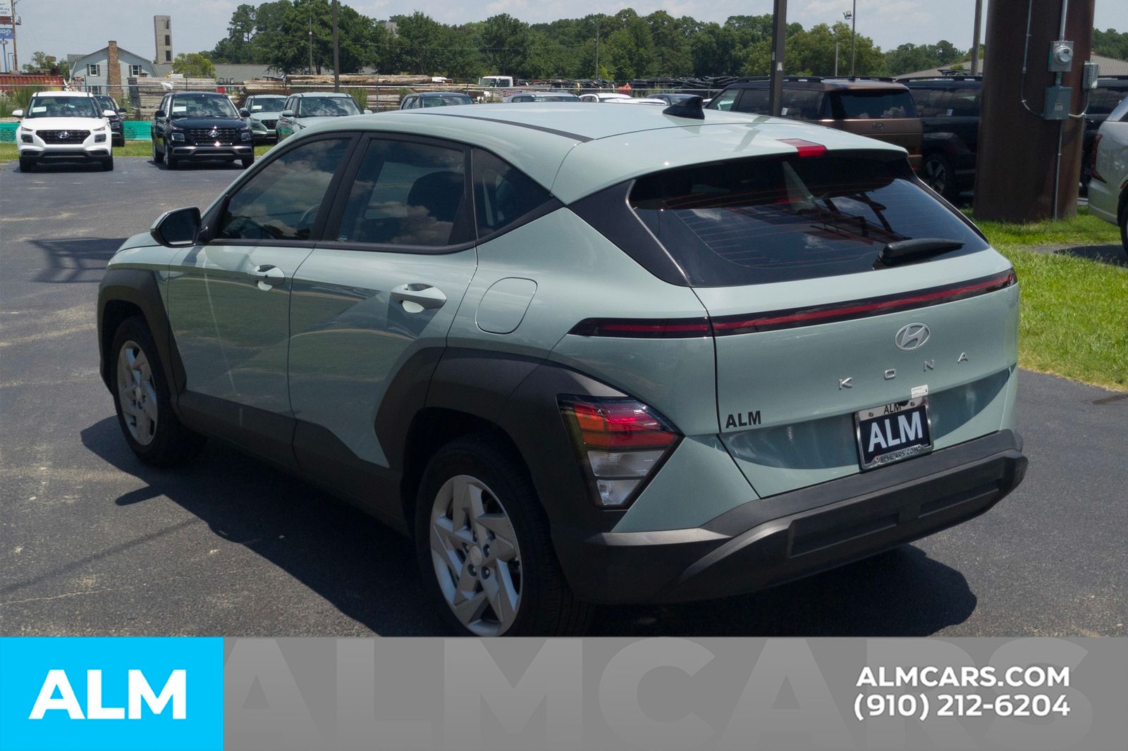 Used 2026 Green Hyundai SE image 9