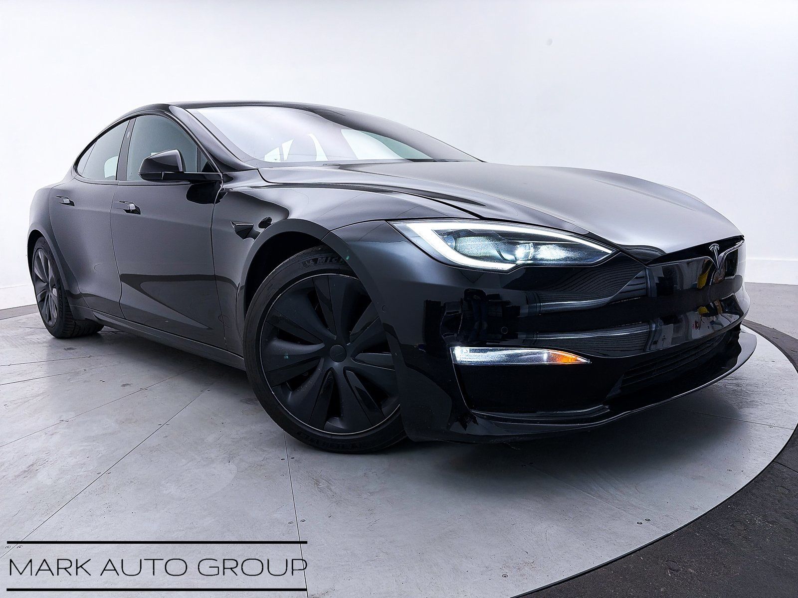 2022 Tesla Model S 