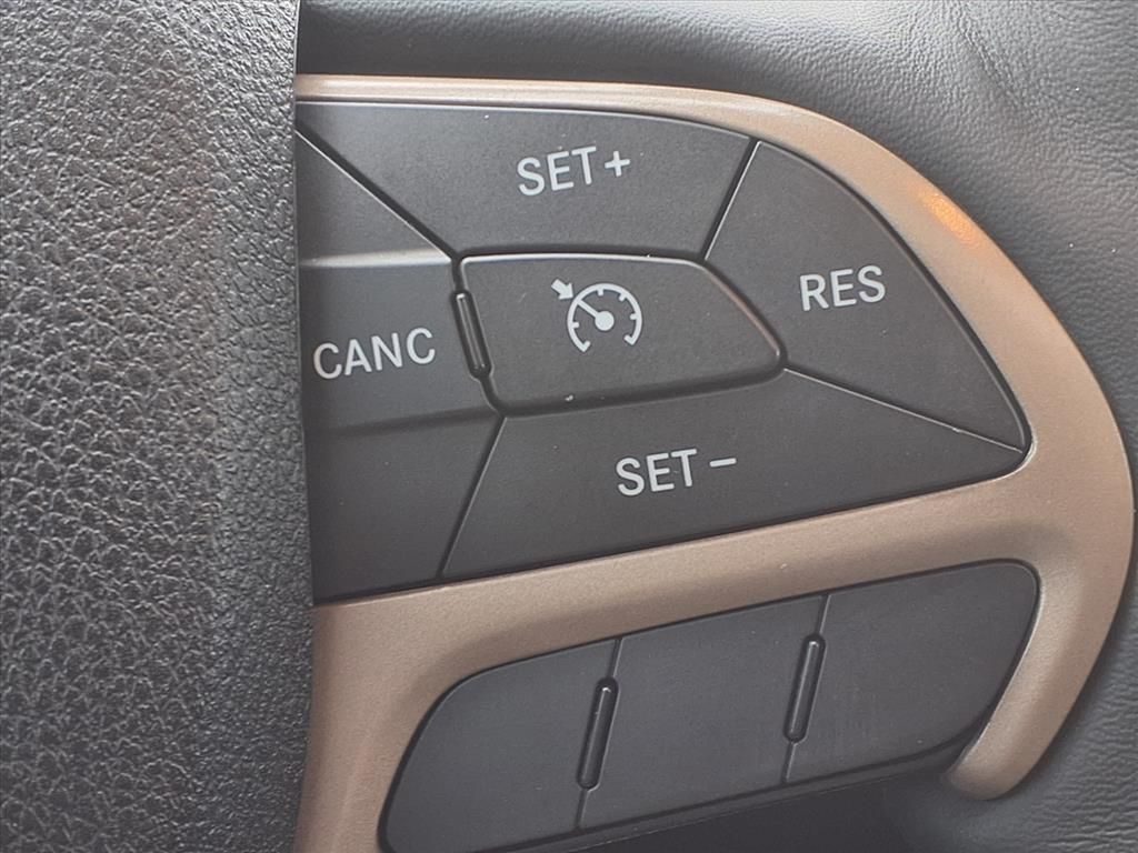 2015 Jeep Grand Cherokee Limited Gray at Mac Haik CDJR North Houston