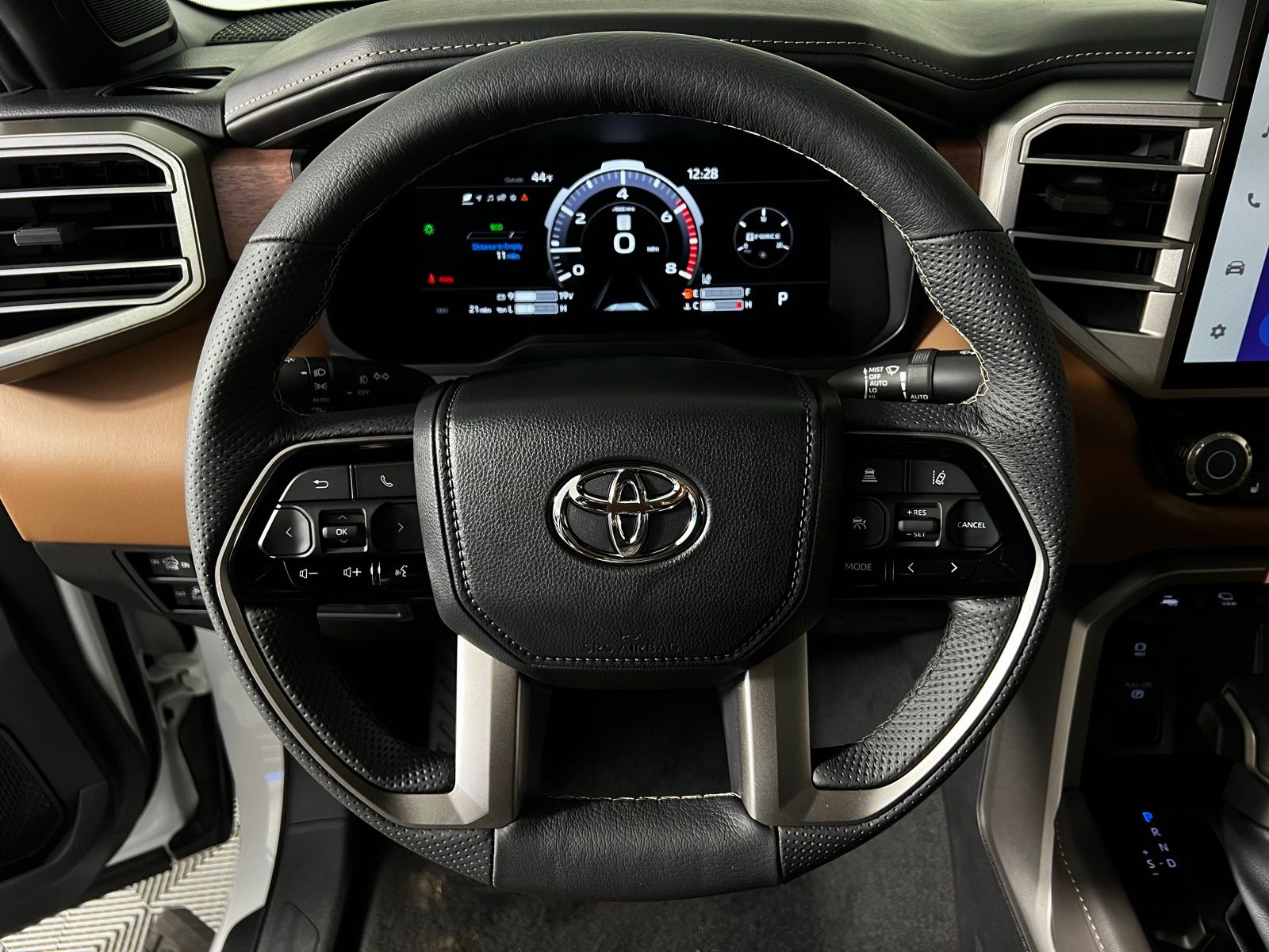 Thumbnail: 2026 Toyota Tundra - 10