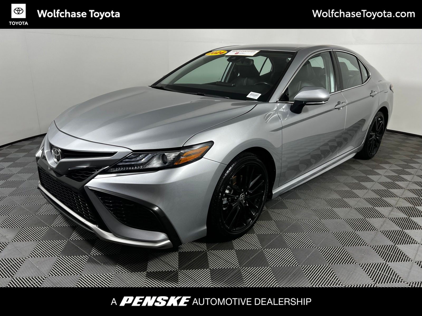 Celestial Silver Metallic 2024 Toyota Camry Sedan Front-Wheel Drive 8-Speed Automatic