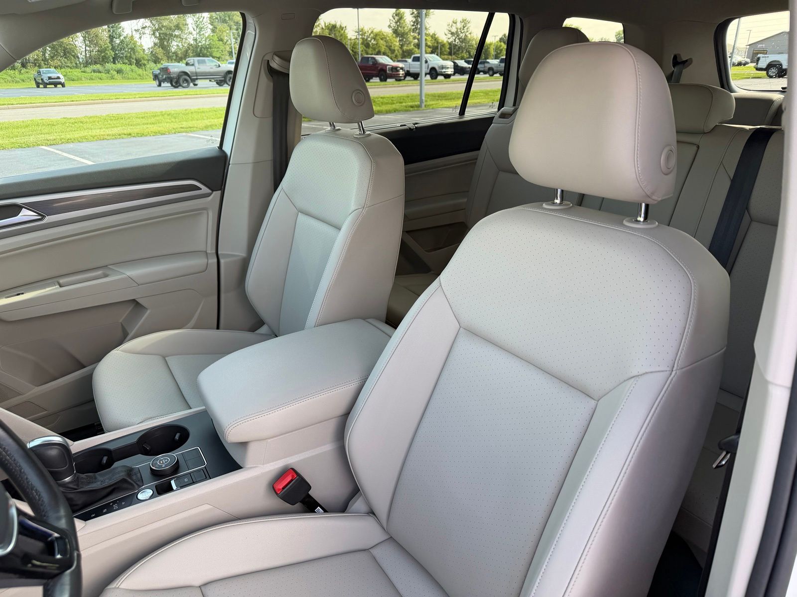 2019 Volkswagen Atlas image 12