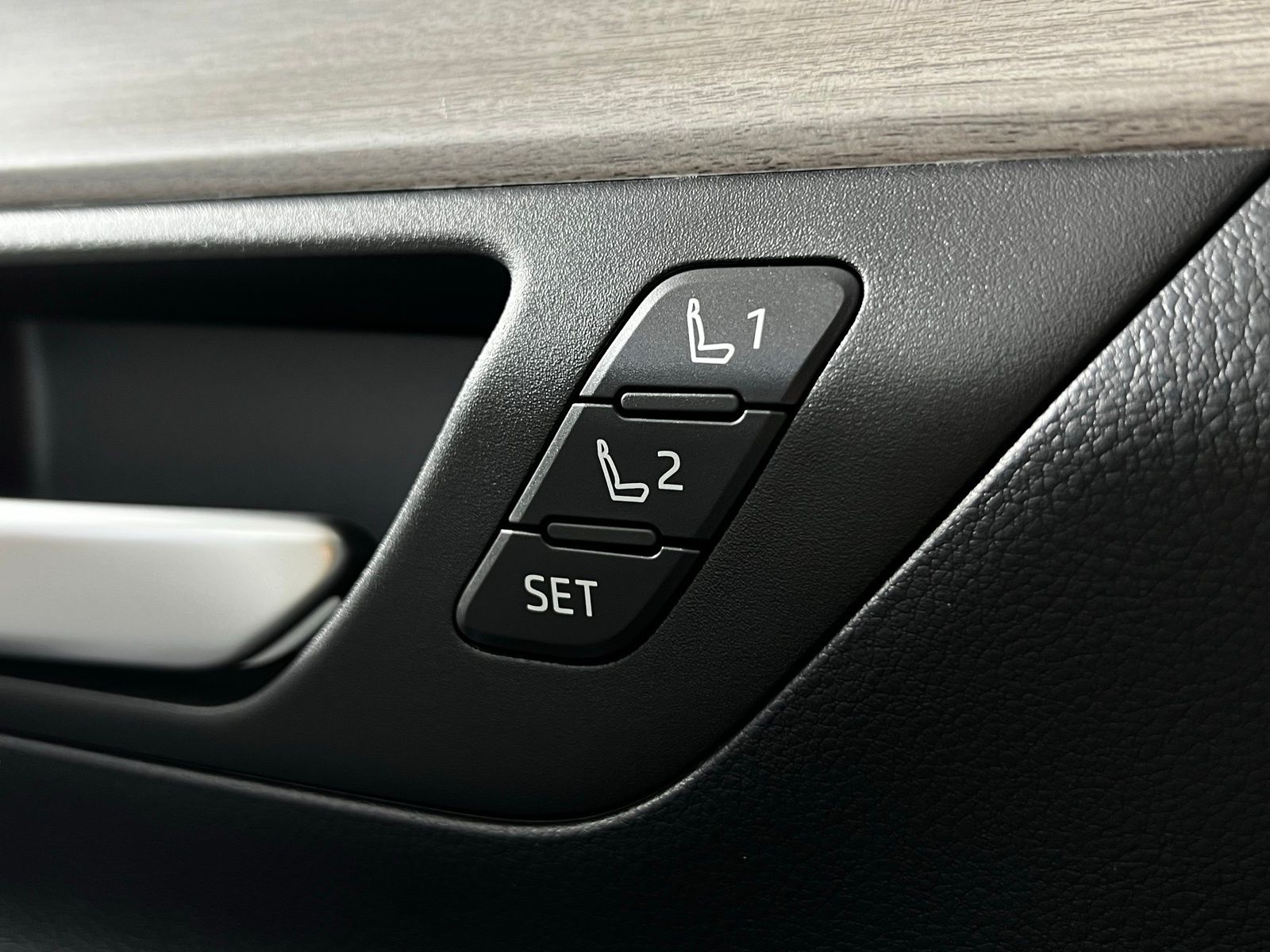 Thumbnail: 2026 Toyota Grand Highlander - 15