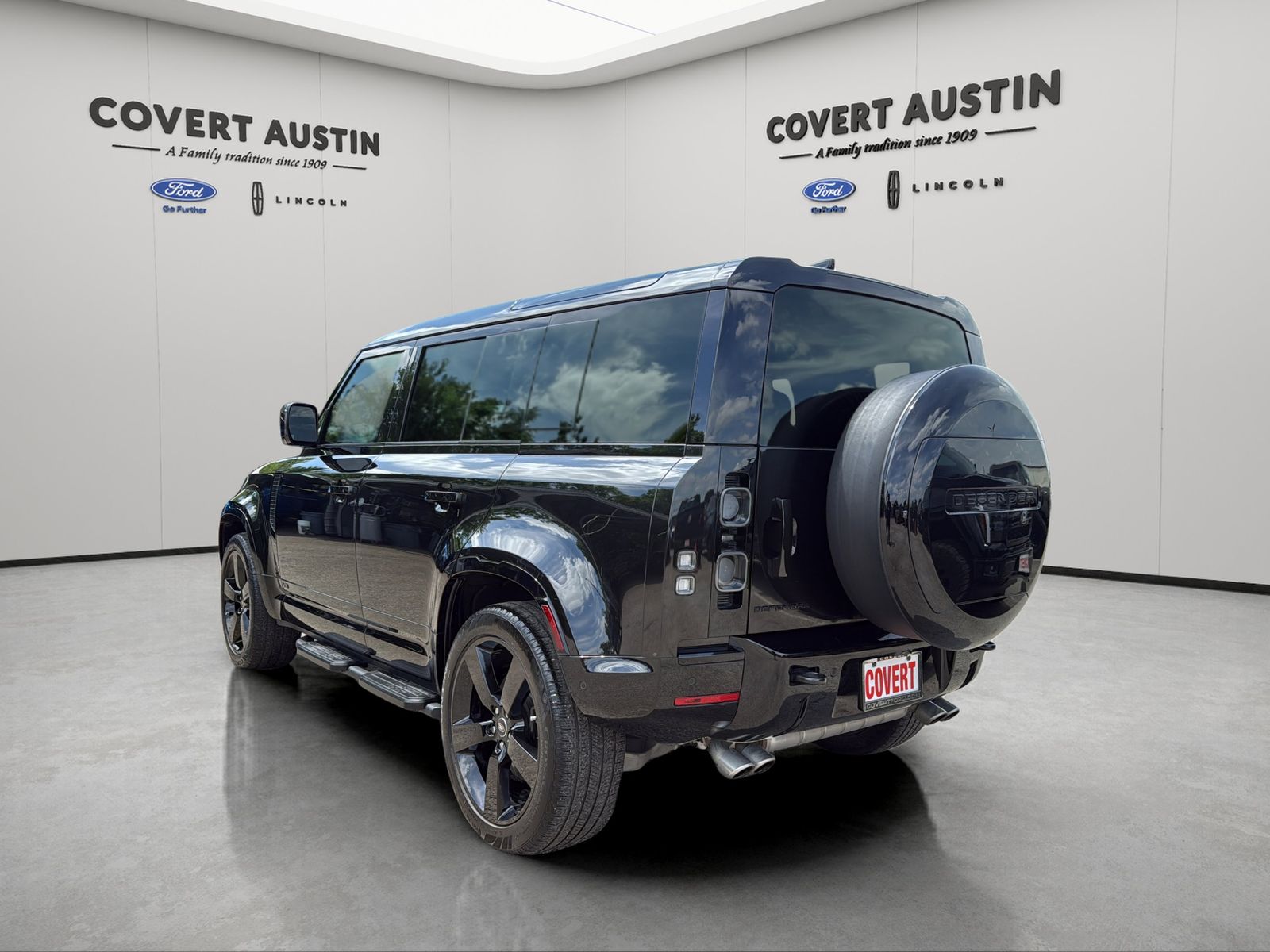 Used Car 2025 Land Rover Defender 110  V8 For Sale Under $100,000 In Austin, Texas