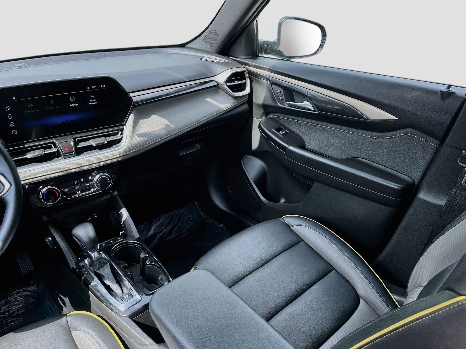 Used 2025 Black Chevrolet ACTIV image 22